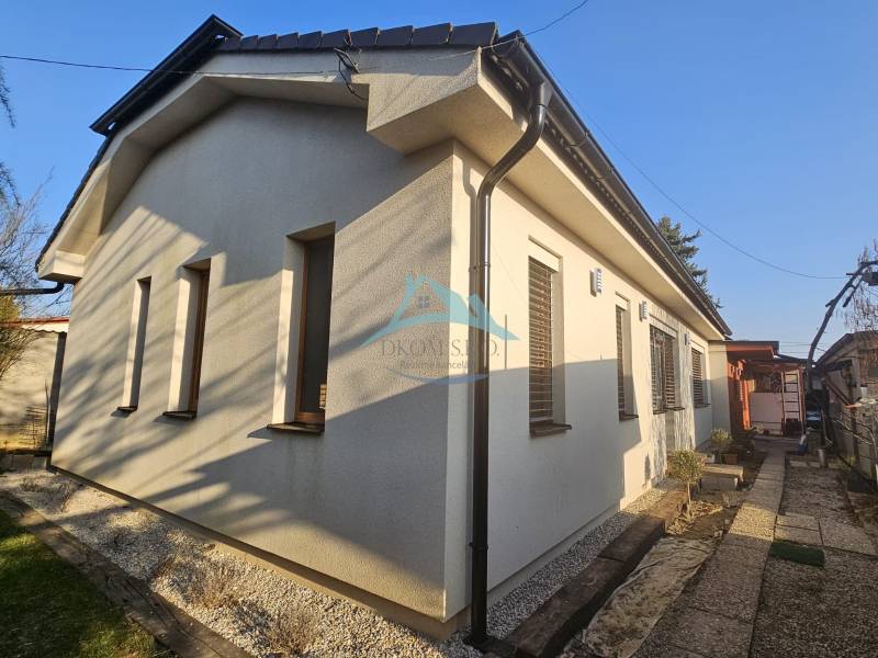 WhatsApp Image 2-04-17 at 13.53.39.jpeg